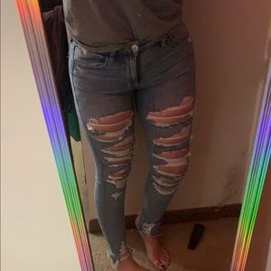 American Eagle size 6 ripped jeggings